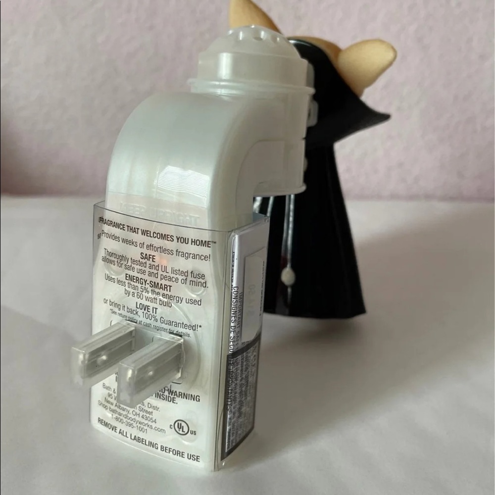 Wallflower Vampire Dog Nightlight - Picture 9 of 9
